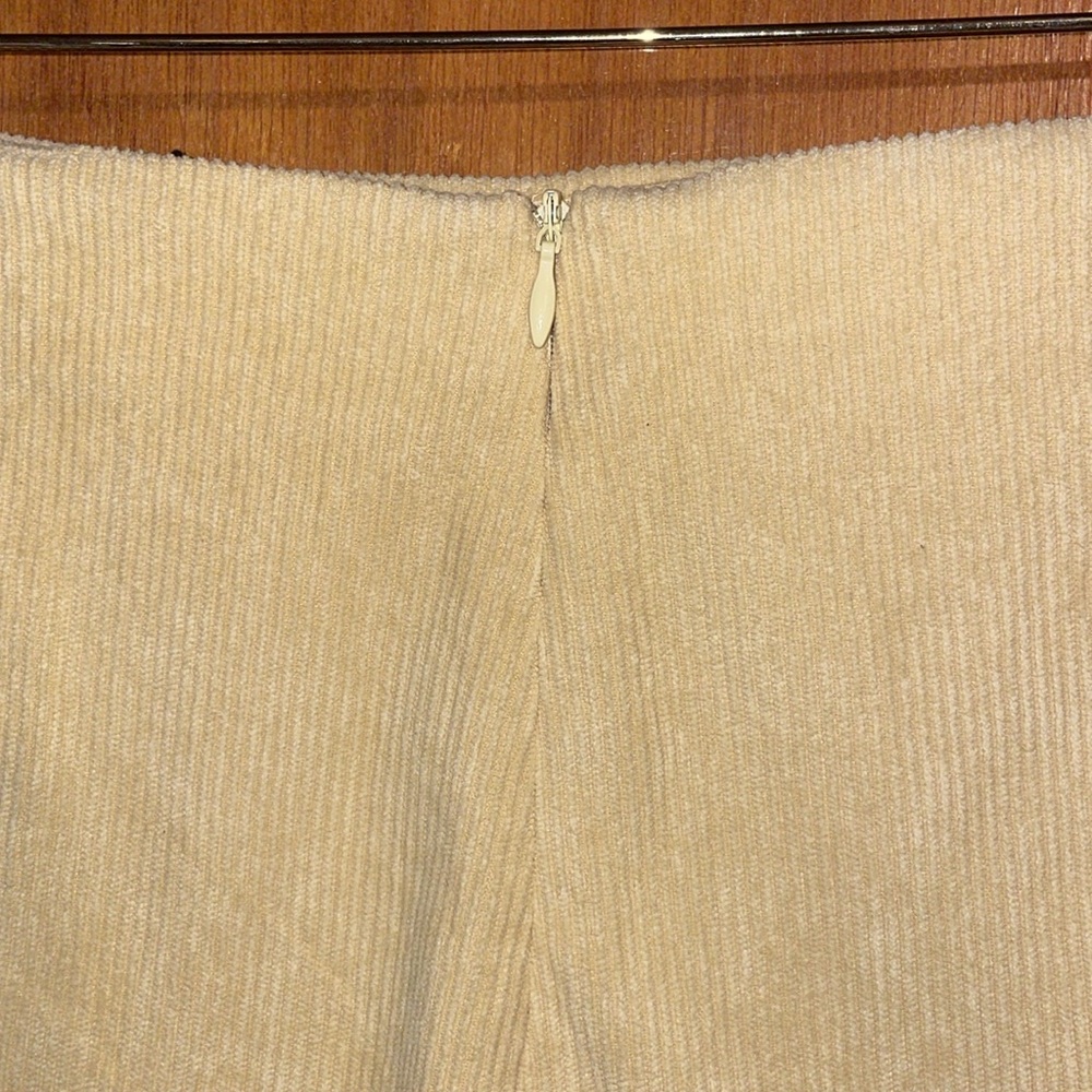 •CIDER•NWT YELLOW HIGH WAISTED SPLIT FRONT CURVY PLUS CORDUROY SKORT SIZE 0XL - Picture 10 of 13